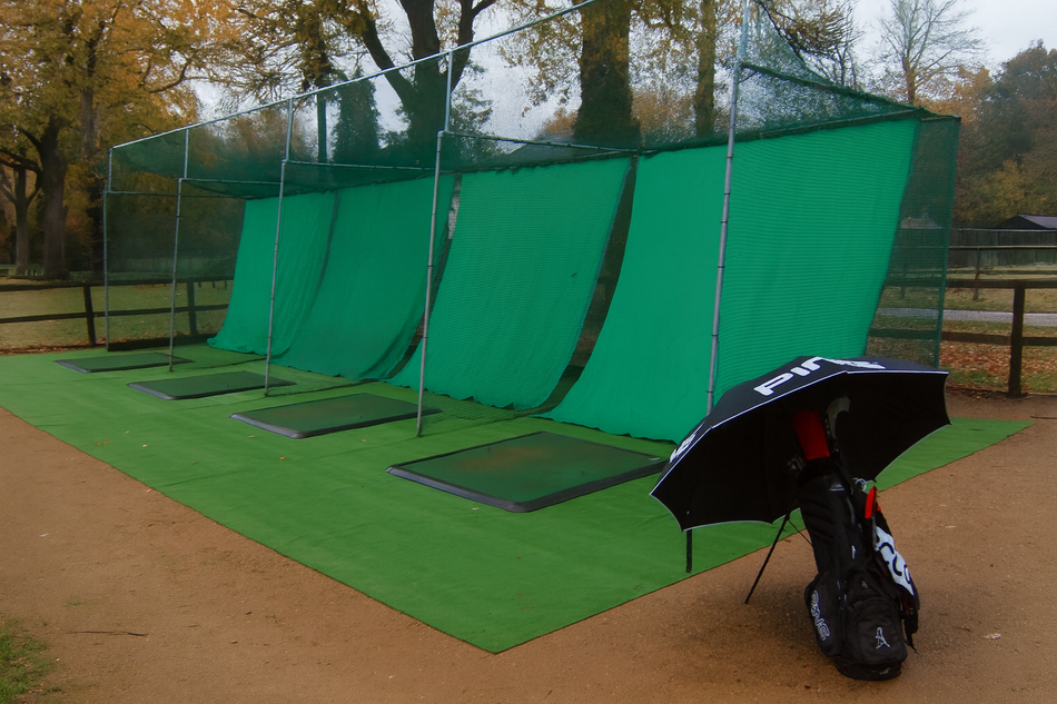 2 bay socketed golf cage and net with 33.7mm galvanised steel frame and high-impact netting
