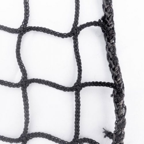Black knotless netting with reinforced edge