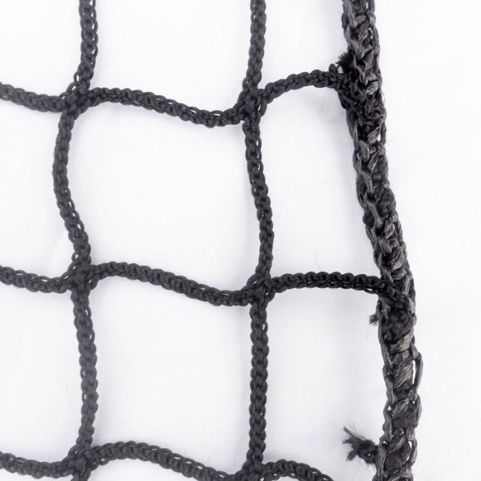 Black knotless netting with reinforced edge