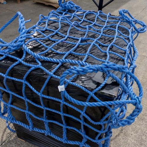 Blue hoist net with lifting loops
