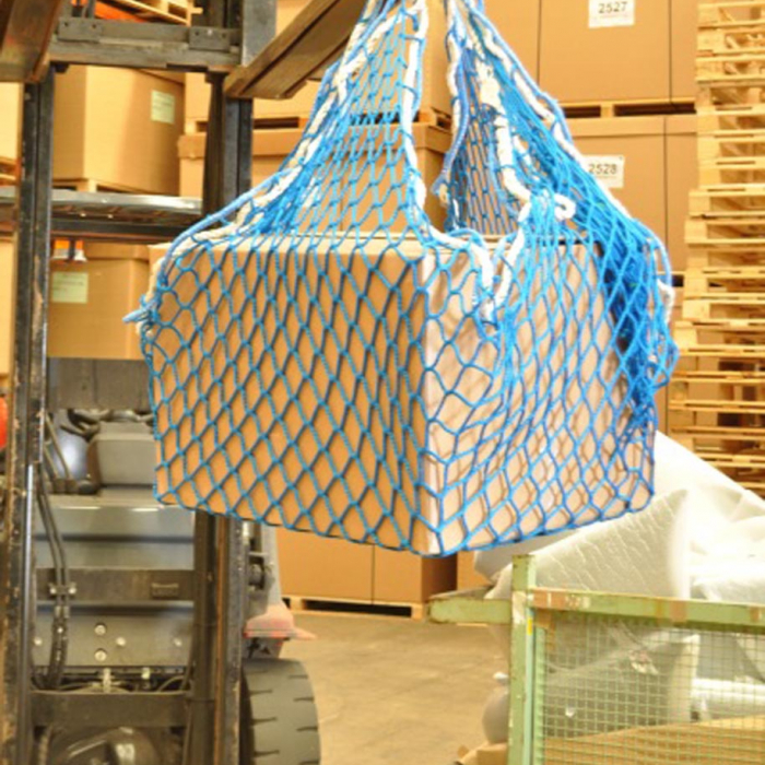 Blue knotless hoist net in use